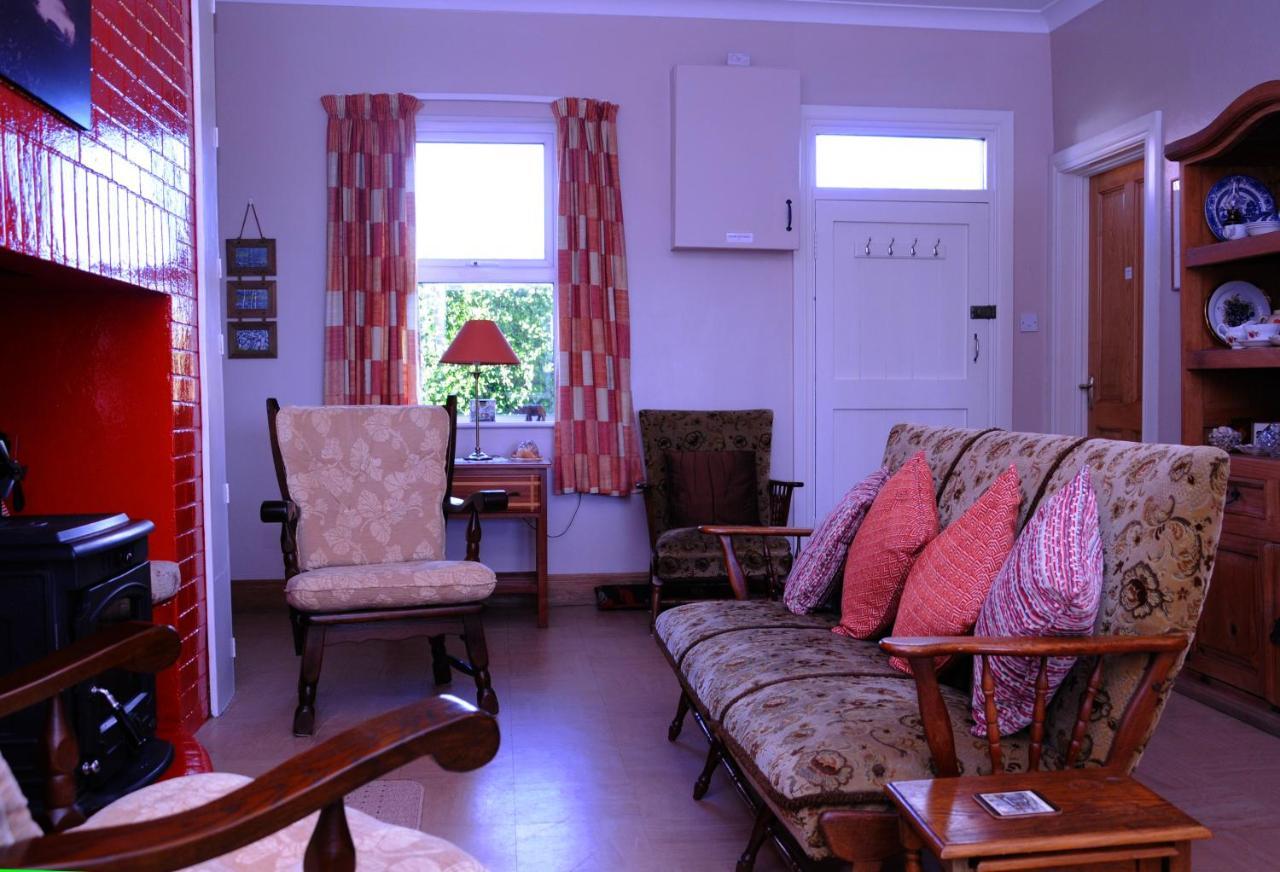 4-Bed Cottage In Co Galway 5 Minutes From Beach Inverin Exterior foto