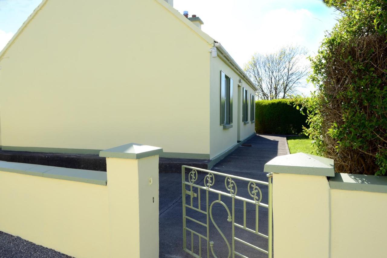 4-Bed Cottage In Co Galway 5 Minutes From Beach Inverin Exterior foto