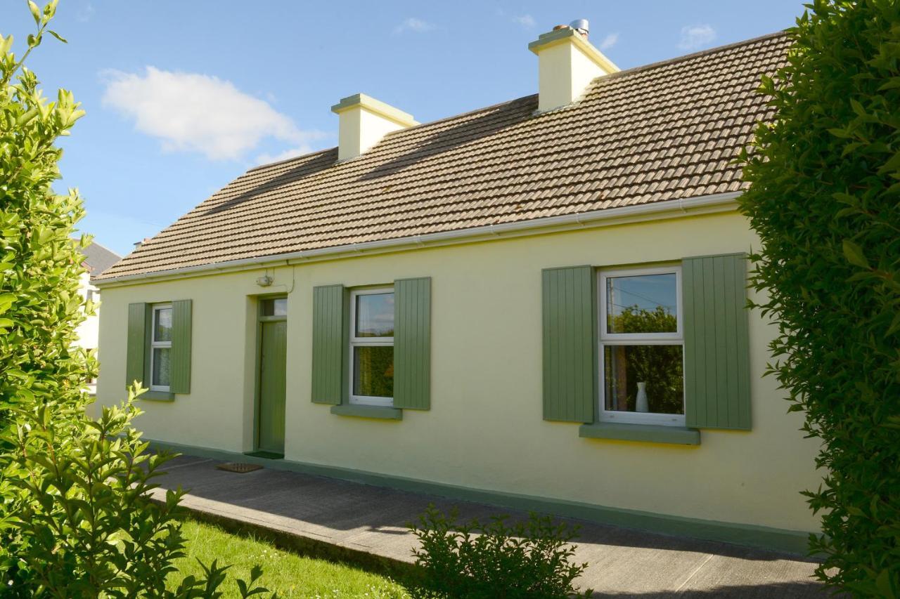 4-Bed Cottage In Co Galway 5 Minutes From Beach Inverin Exterior foto